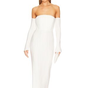 L’IDEE GATSBY GOWN IN IVORY